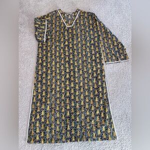 Sapphire womans one piece Pakistani/indian kurta ,Medium ,